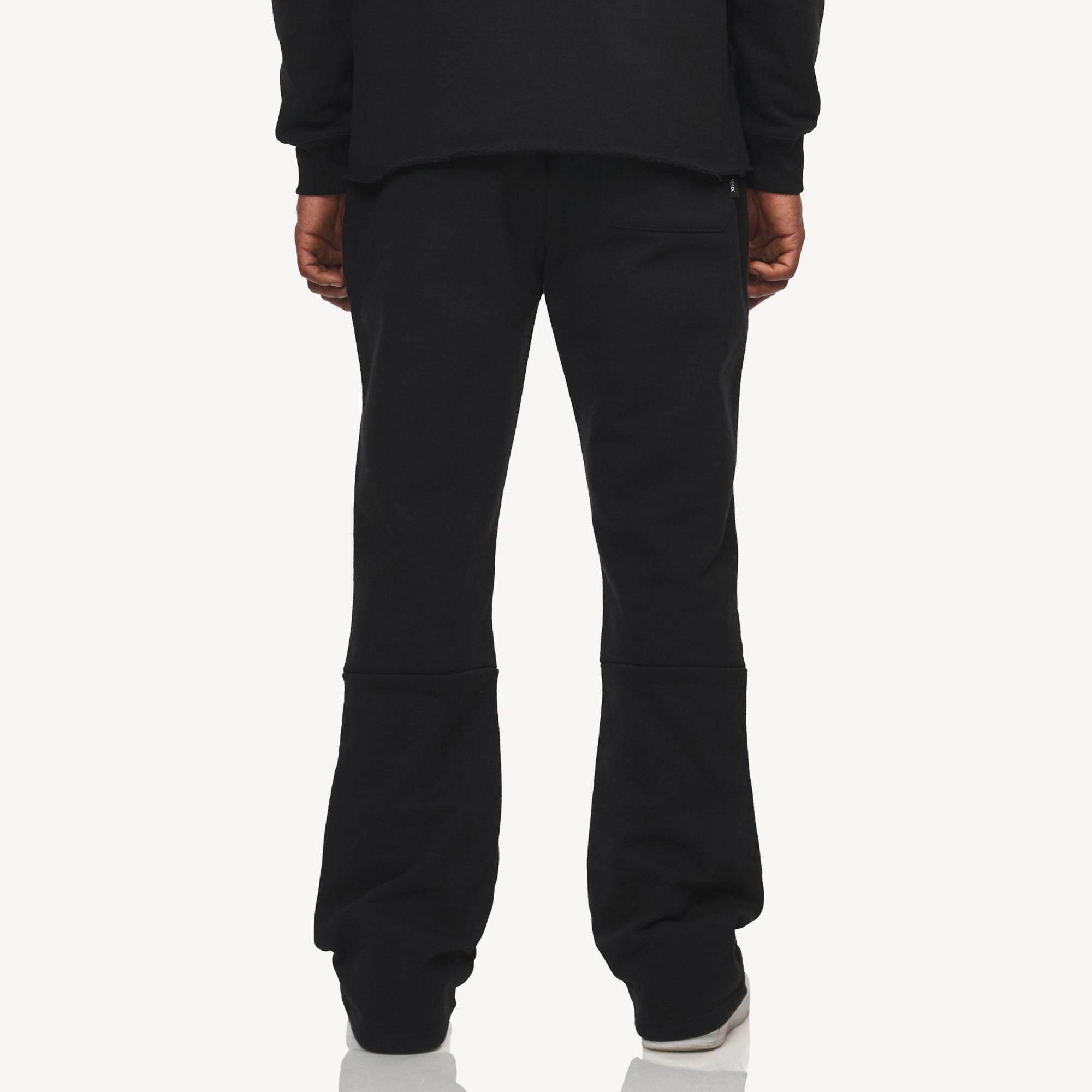 SIGNATURE VEUX STACKED FLARE JOGGER - BLACK - TV0088
